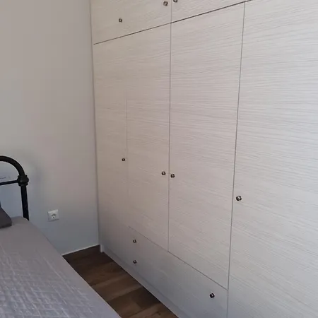 Vakantiehuis β & β *