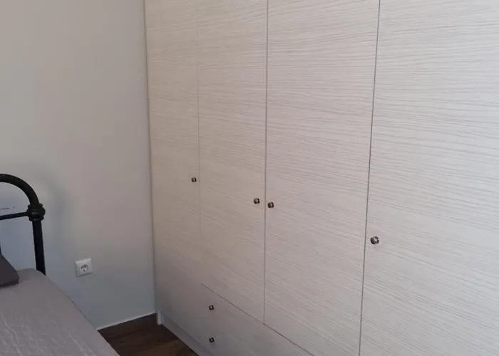 Casa vacanze β & β *